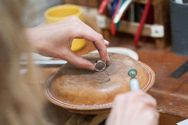 polishing the ring